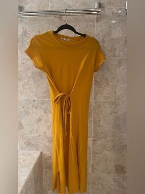 Zara Mustard Tie-Waist Short Sleeve Dress